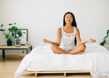 How just 15 minutes of meditation can help you stay calm for the entire day
