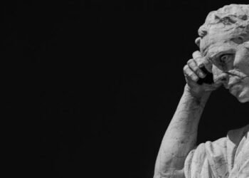 Difference-between-wisdom-knowledge-theyogazine