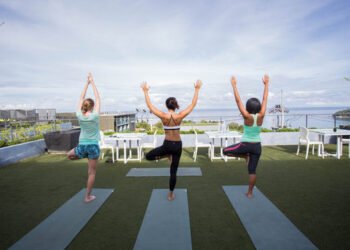Simple 6 Tips To Break Through Your Personal Plateau In Yoga